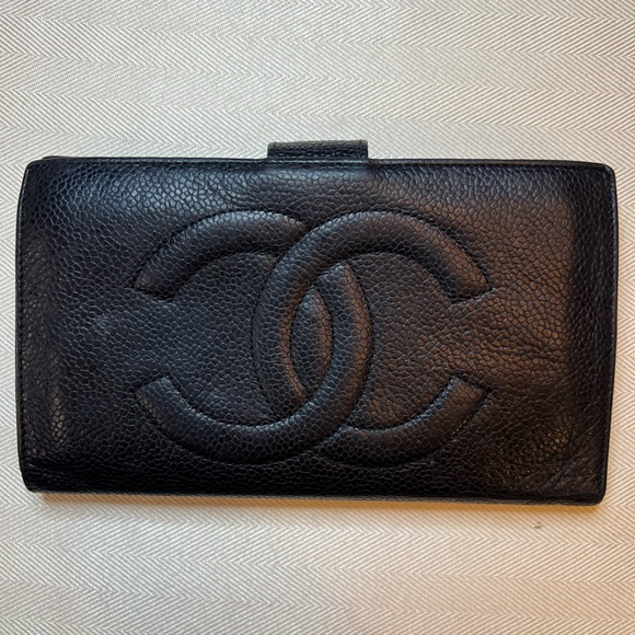 CHANEL Black Caviar Leather Timeless CC Logo Long Kisslock Wallet w/ COA - Picture 15 of 15